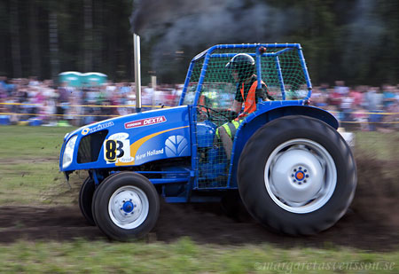 motorsport med traktor